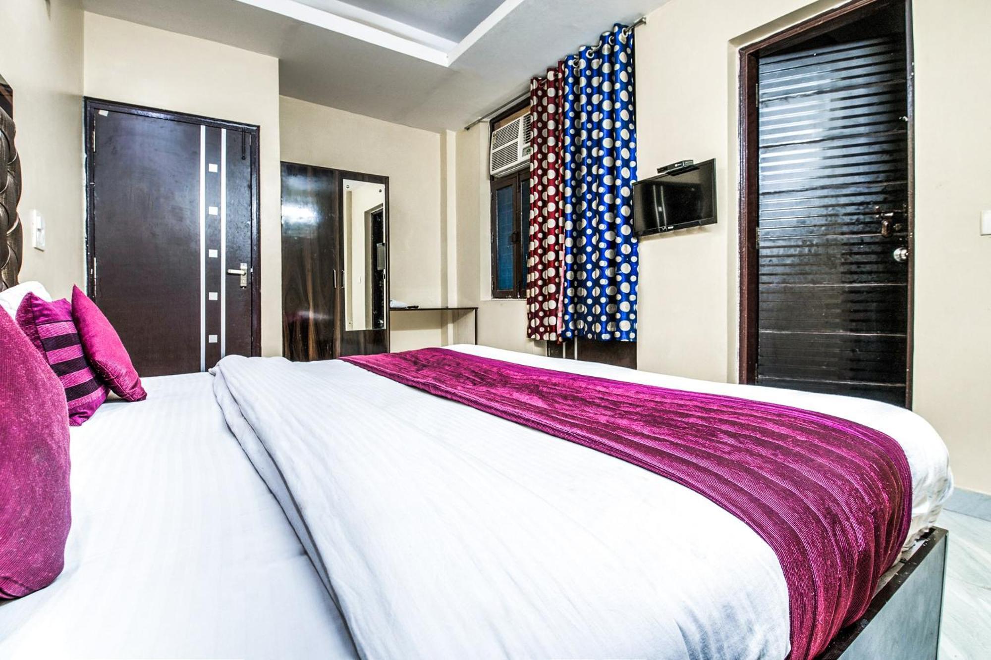 Hotel O Crosswinds Residency Indirapuram Buitenkant foto