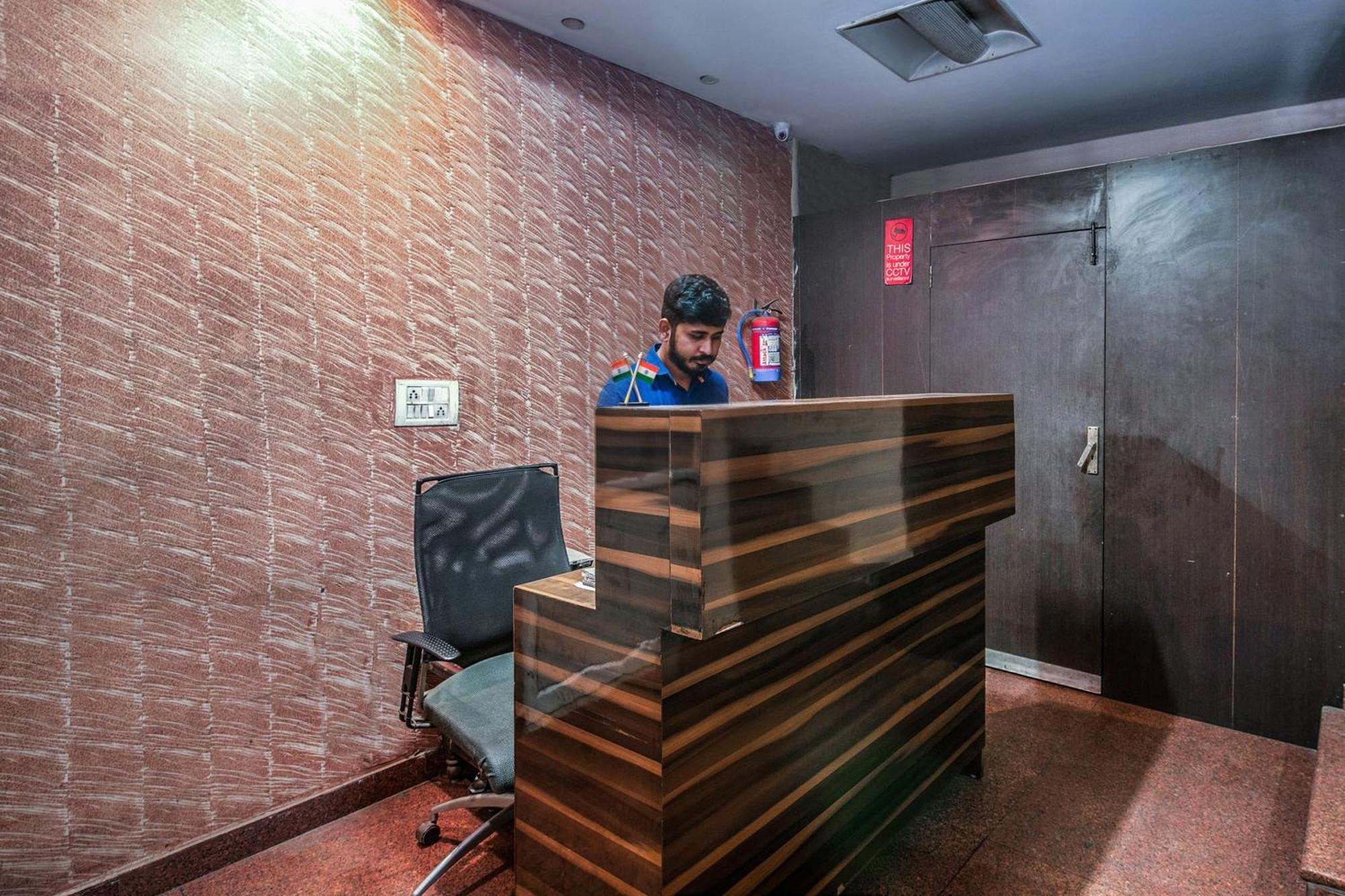 Hotel O Crosswinds Residency Indirapuram Buitenkant foto