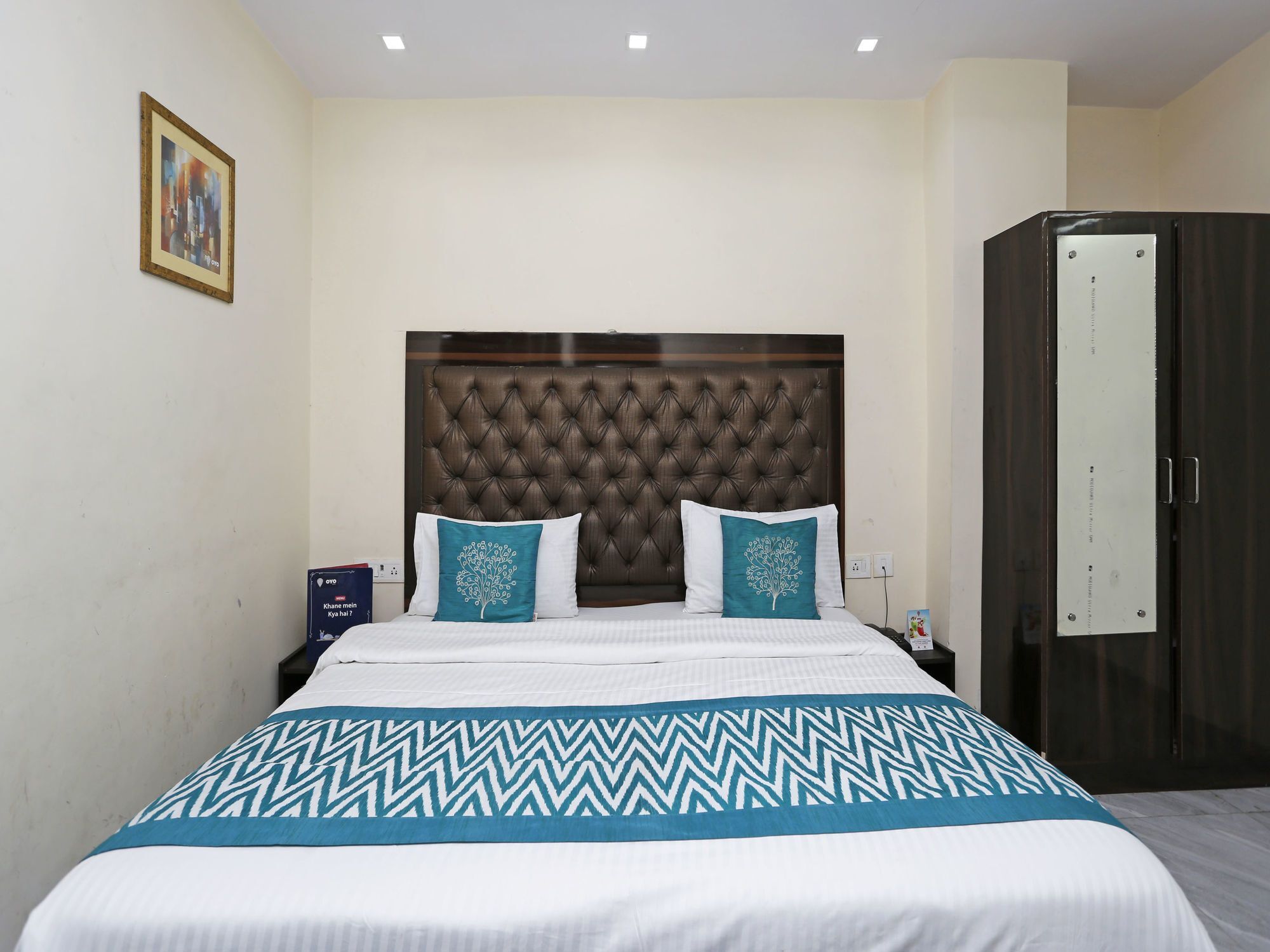 Hotel O Crosswinds Residency Indirapuram Buitenkant foto