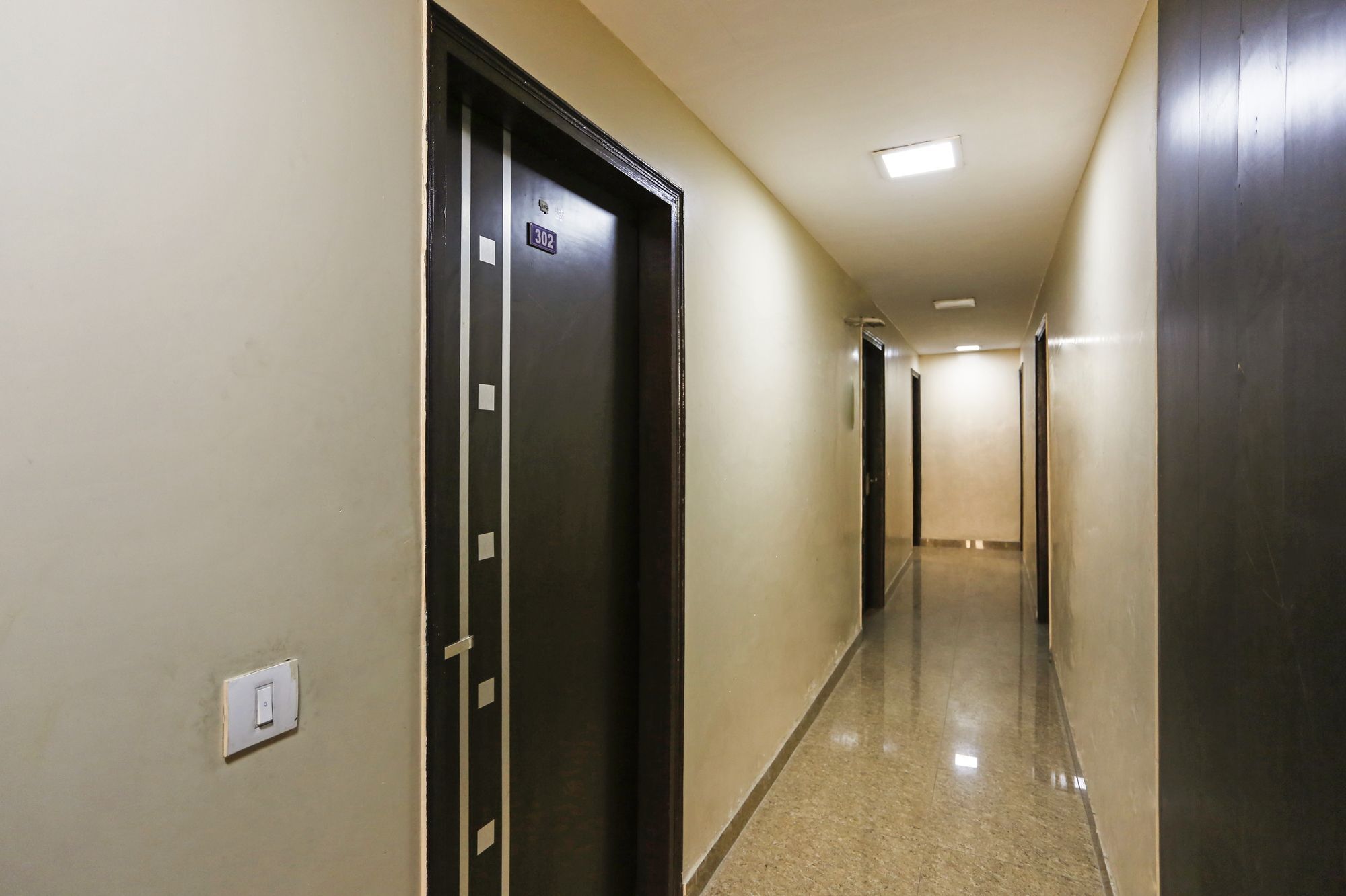 Hotel O Crosswinds Residency Indirapuram Buitenkant foto